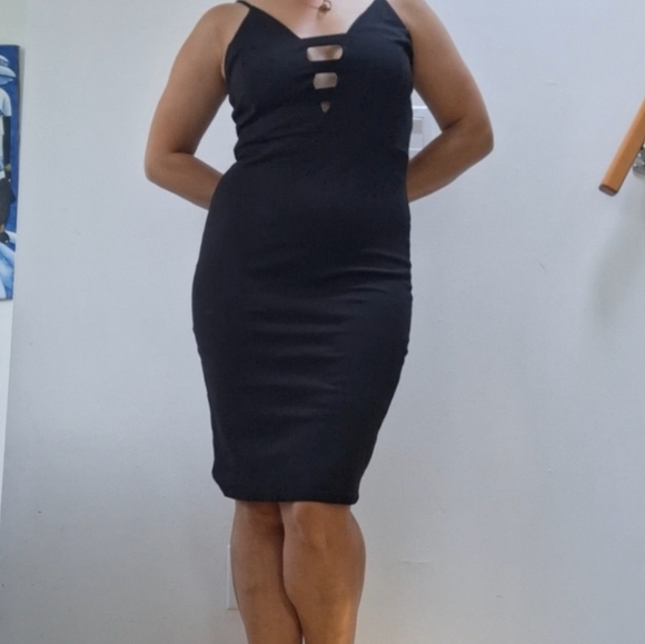 LBD - Picture 2 of 7